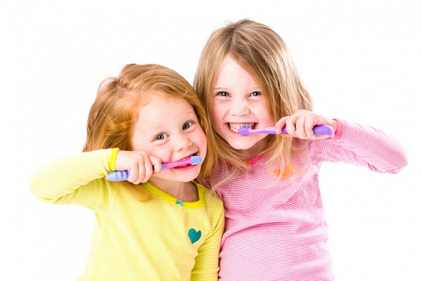 Как чистить зубы ребенку в год - эффективные рекомендации и советы 1