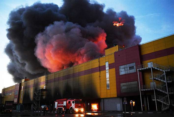 Крупный пожар строительного рынка Синдика - новости, информация 1