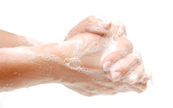 Как очистить руки от монтажной пены - чем смыть, народные средства 2