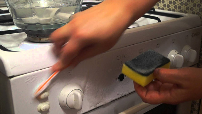 Как почистить газовую плиту, ручки, решетки в домашних условиях 3
