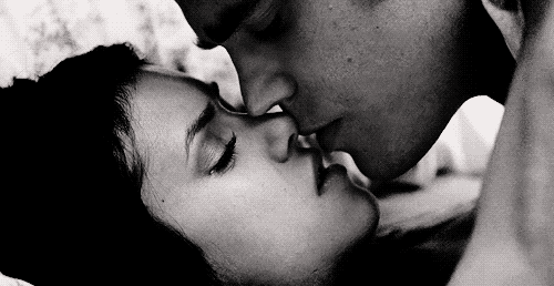 Открытки гифки поцелуи, люди целуются - самые красивые 5