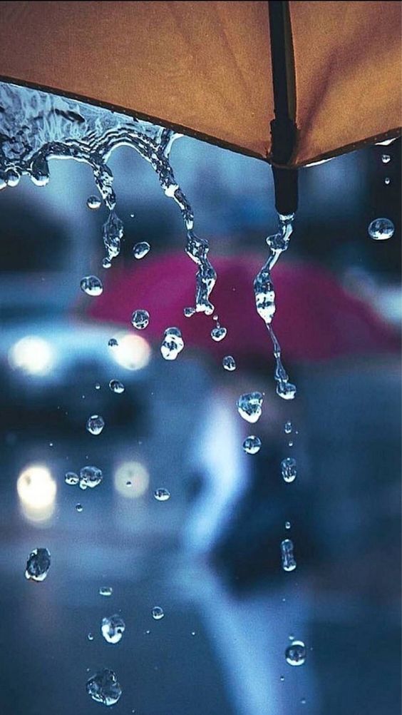 Красивые и удивительные картинки дождя для заставки - подборка 12