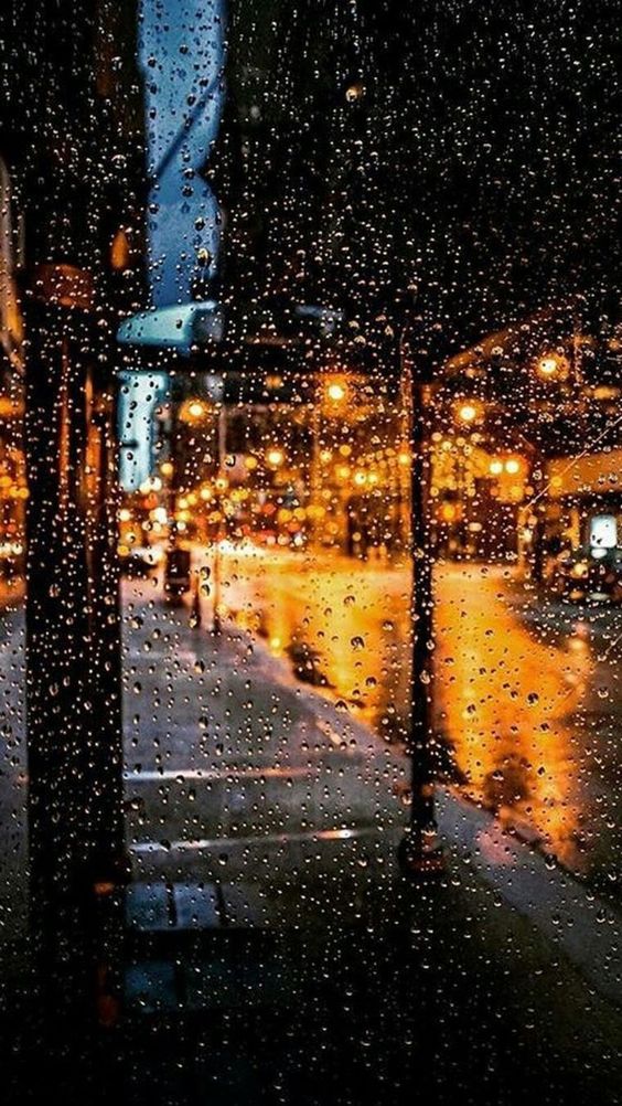 Красивые и удивительные картинки дождя для заставки - подборка 13