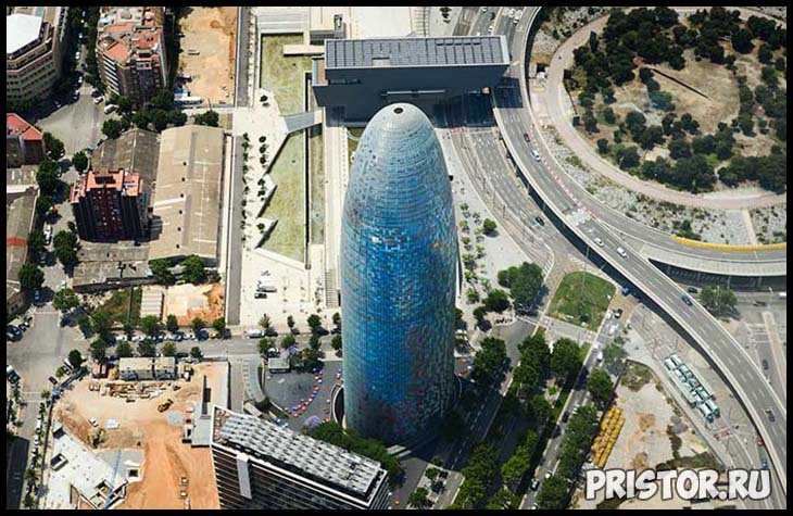 Барселона с высоты птичьего полета - фото 13