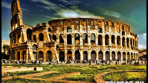 Римский Колизей в Италии фото