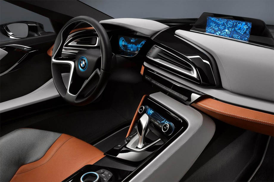 BMW i8 - красивые фото, картинки и фото салона автомобиля 10