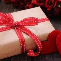 Как выбрать хороший подарок для близкого человека - что подарить 1