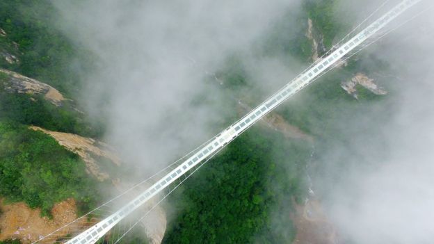 Стеклянный мост в Китае - удивительные и невероятные фото, видео 6