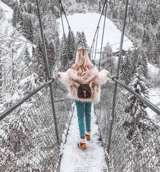 Красивые и удивительные фото девушек на аву зимой - скачать подборку 18
