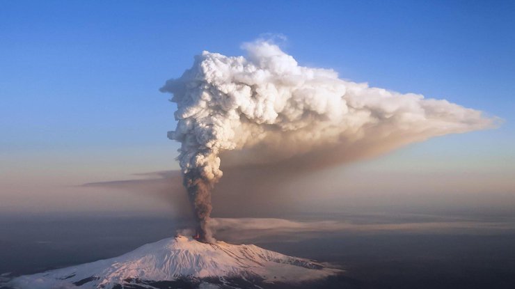 Извержение вулкана, землетрясения, лава - красивые снимки и фото 15