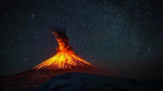 Извержение вулкана, землетрясения, лава - красивые снимки и фото 6