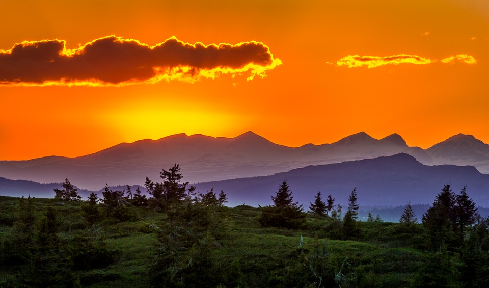 Невероятный и красивый закат Солнца летом - картинки и изображения 16