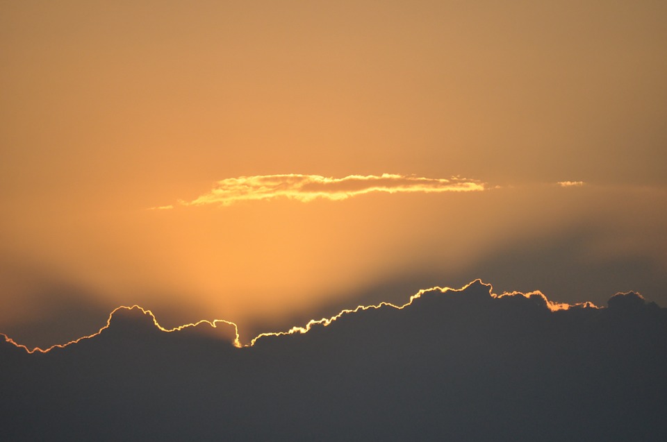 Невероятный и красивый закат Солнца летом - картинки и изображения 5
