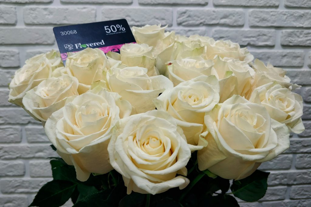Красивые картинки цветов белые розы, удивительные букеты 11