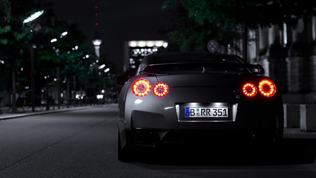 Невероятные и красивые обои, картинки - Nissan GT-R 13