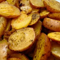 Как запечь картошку в микроволновке   пошаговый рецепт 1