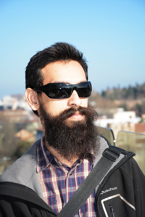 Фото мужчин в очках и с бородой - подборка 20 картинок (6)