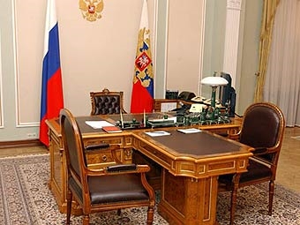 фото Путина в кабинете (3)