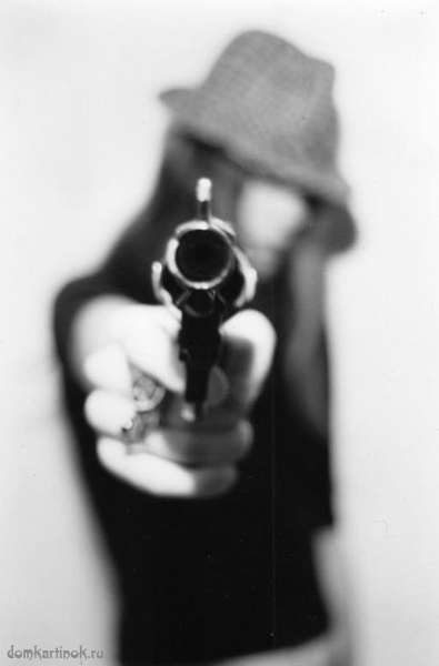 Фото Девушки С Пистолетом Без Лица