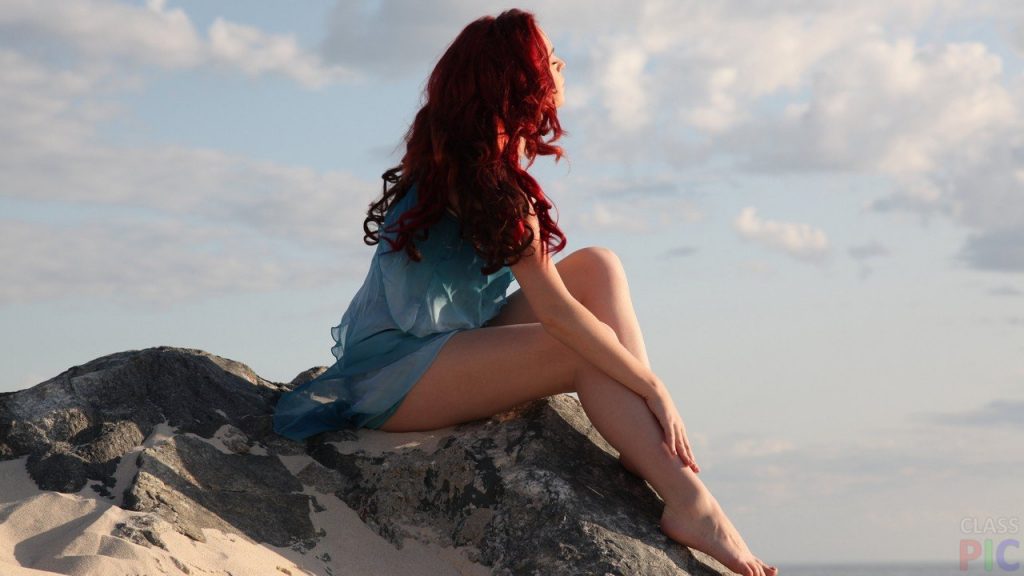 Красивые фото рыжей девушки на аву в ВКонтакте - 20 картинок (19)