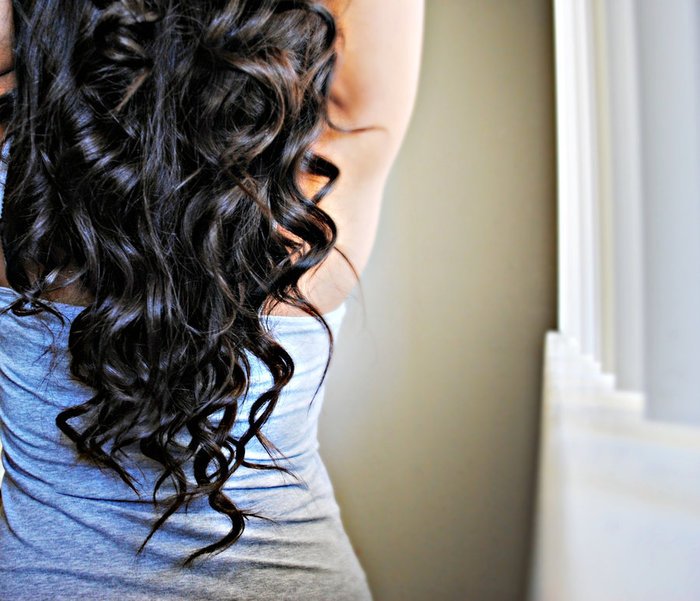 Фото на аву брюнеток с длинными волосами со спины (26)