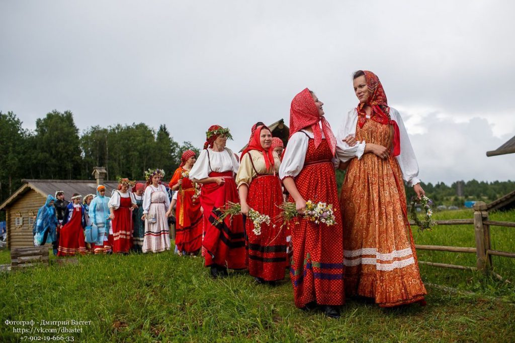 День ивановский. Проводы осени на Руси. Иванов день проводы осени традиции. Осенние праздники проводы осени. Иванов день проводы осени картинки.