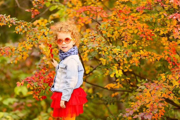 Осенняя фотография ребенка (1)