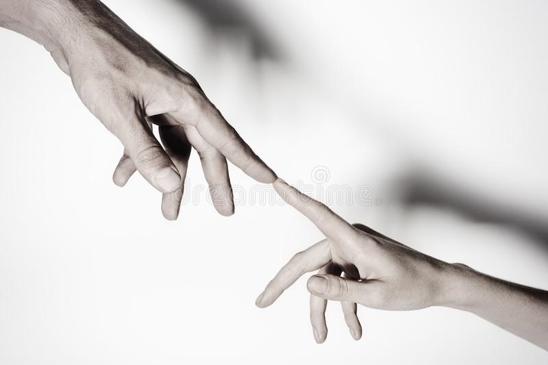 картинка рука женская и мужская (18)