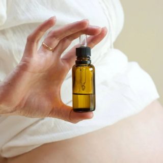 Какие эфирные масла можно беременным   список и польза, вред