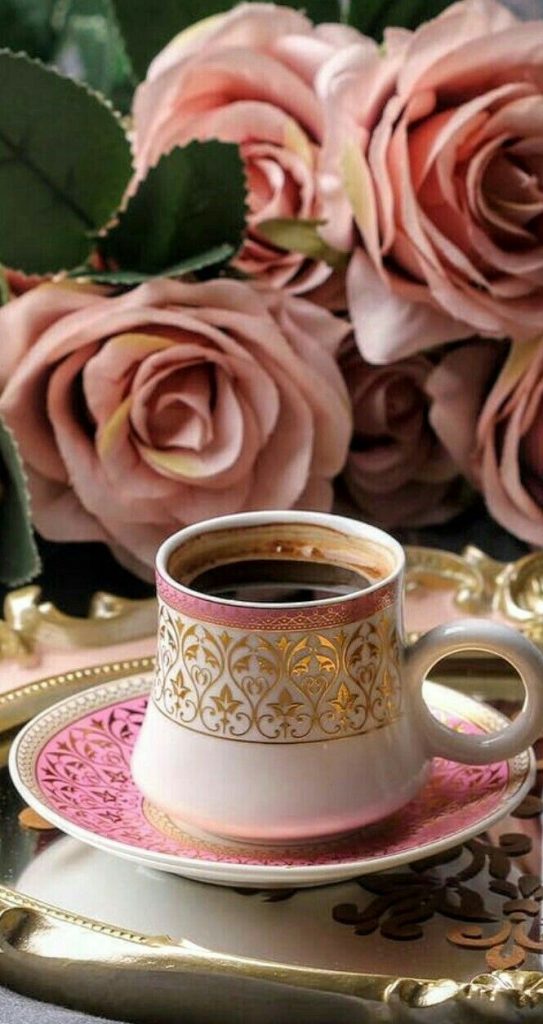 Чашка кофе и цветы на ветках - обои и фото (13)
