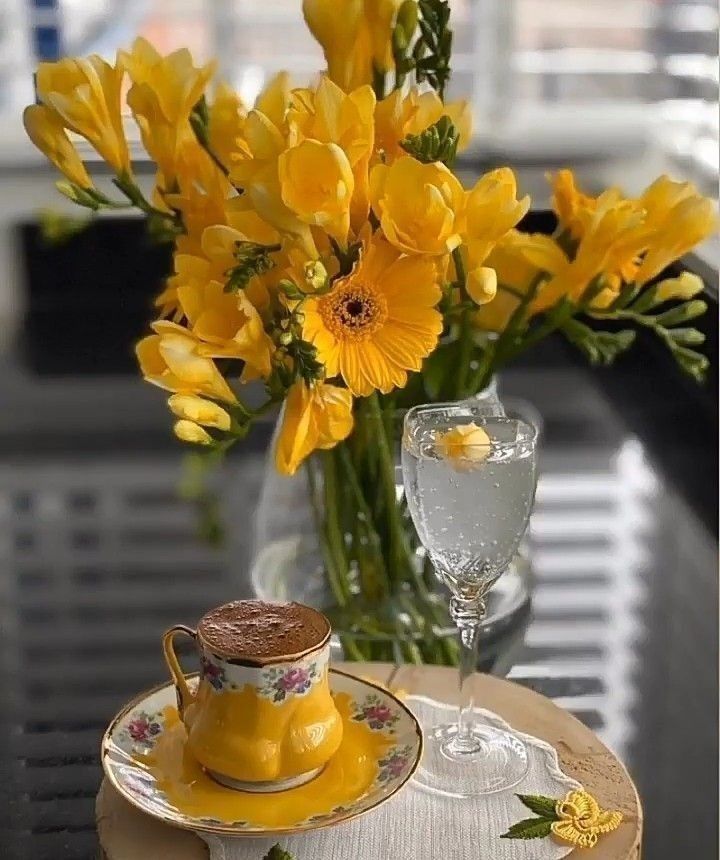 Чашка кофе и цветы на ветках   обои и фото (17)