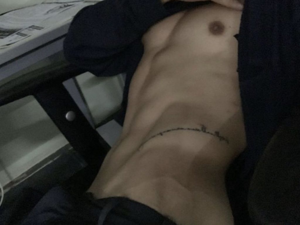 Красивые фото тело парней без лица (21)