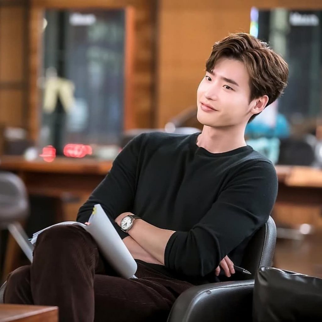 Ли чон сок дорамы. Lee Jong Suk. Ли Чон сок 2020. Ли Чон сок 2019. Ли Джон сок 2020.