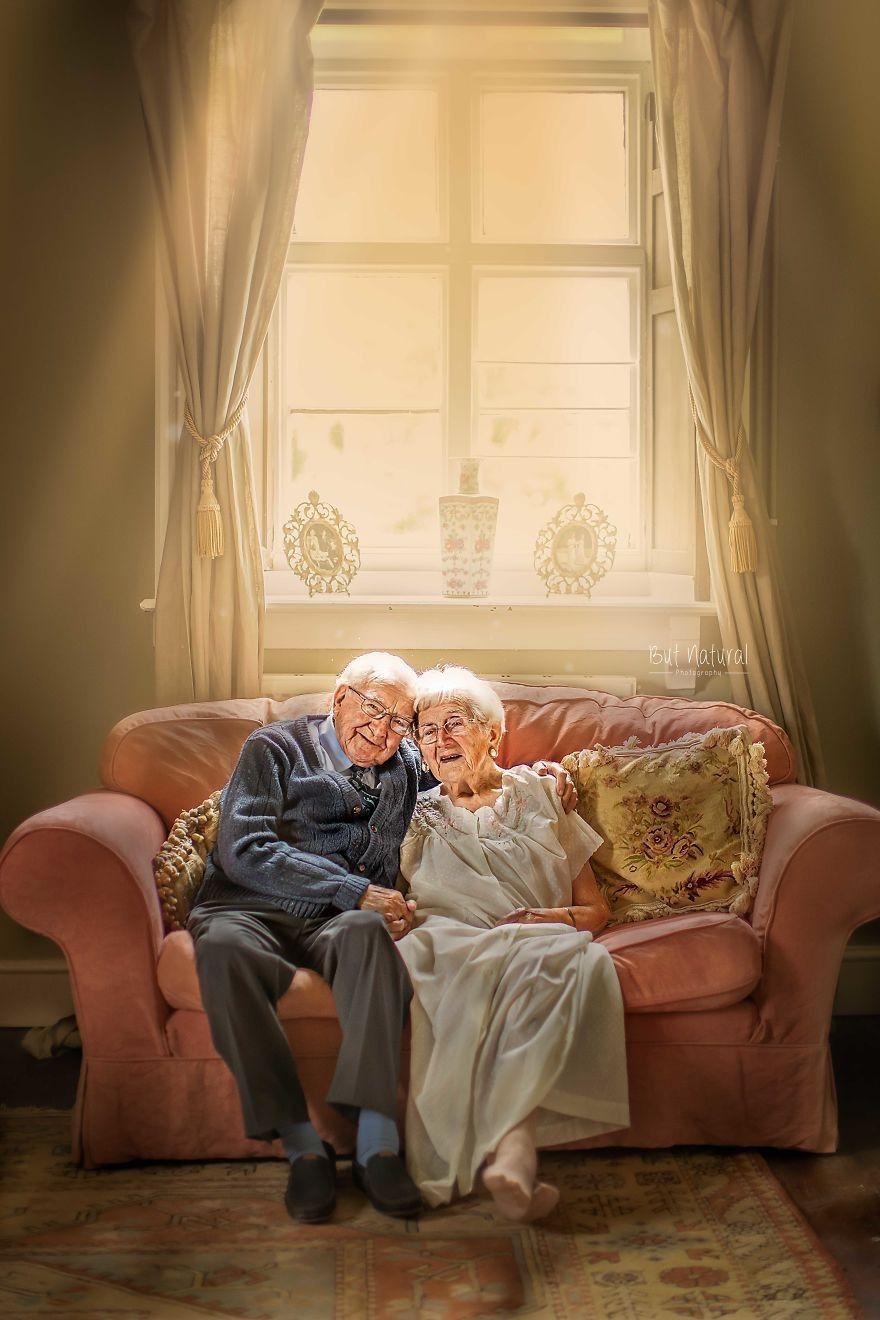 Красивая картинка бабушка и дедушка вместе (6)