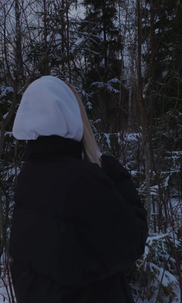 Лучшие фото девушка со спины зимой на аву (27)