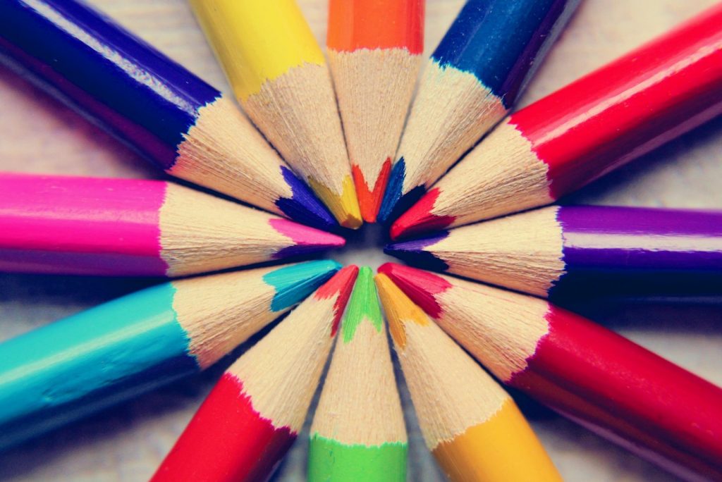 Картинки на 16 марта День цветных карандашей (2)